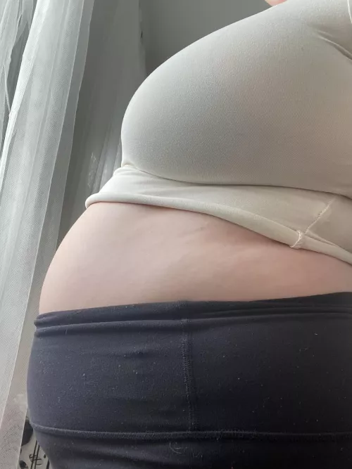 I don’t think this shift fits anymore 😳 by savpeaches