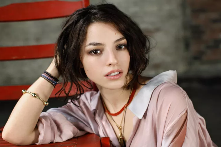 Olivia Thirlby by Odorlessfigure66