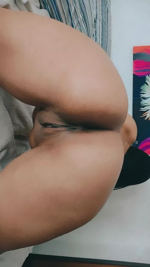 Showing my big booty by Ok-Raspberry-8877