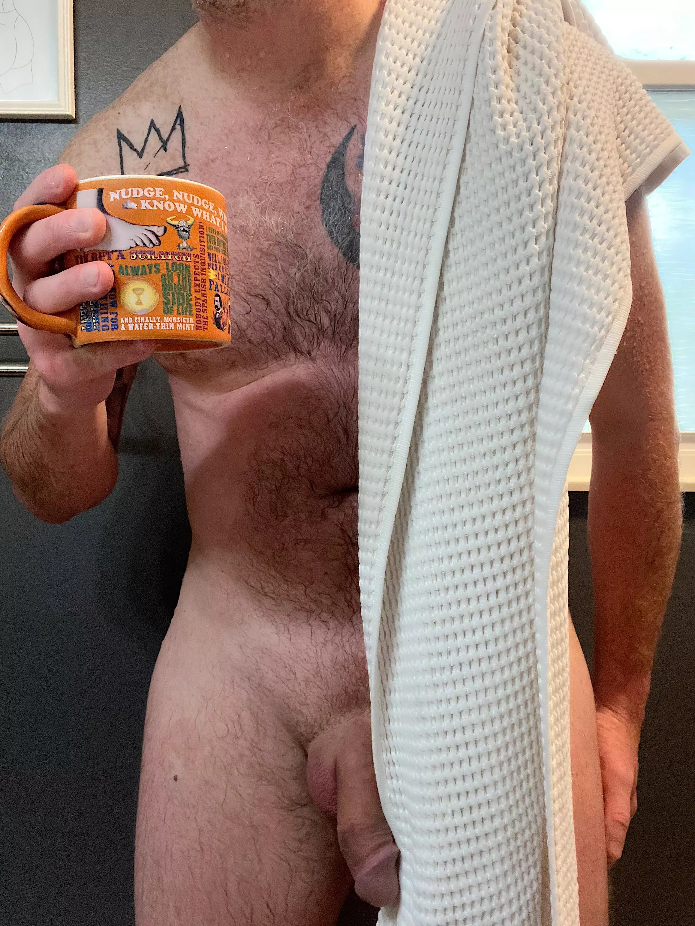 Sunday and the sippin’ is easy posted by ilikemyoatmeallumpy_