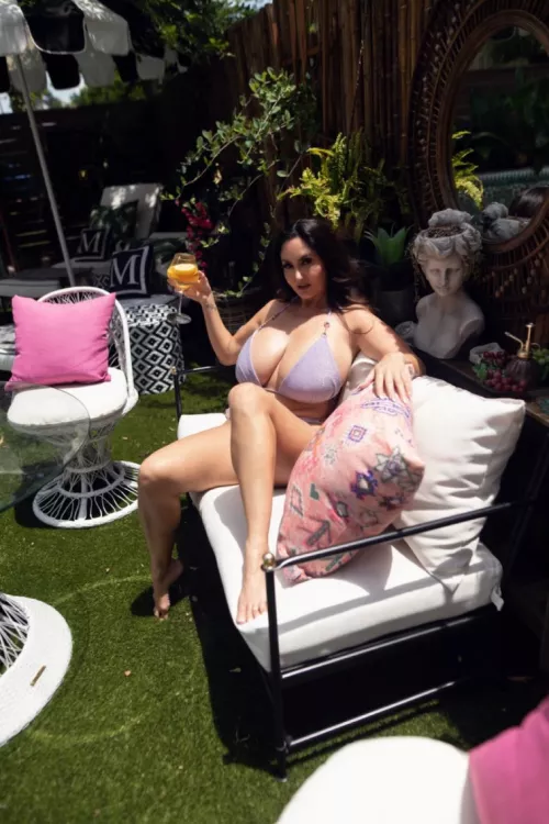 The Milf next door by necroangel5