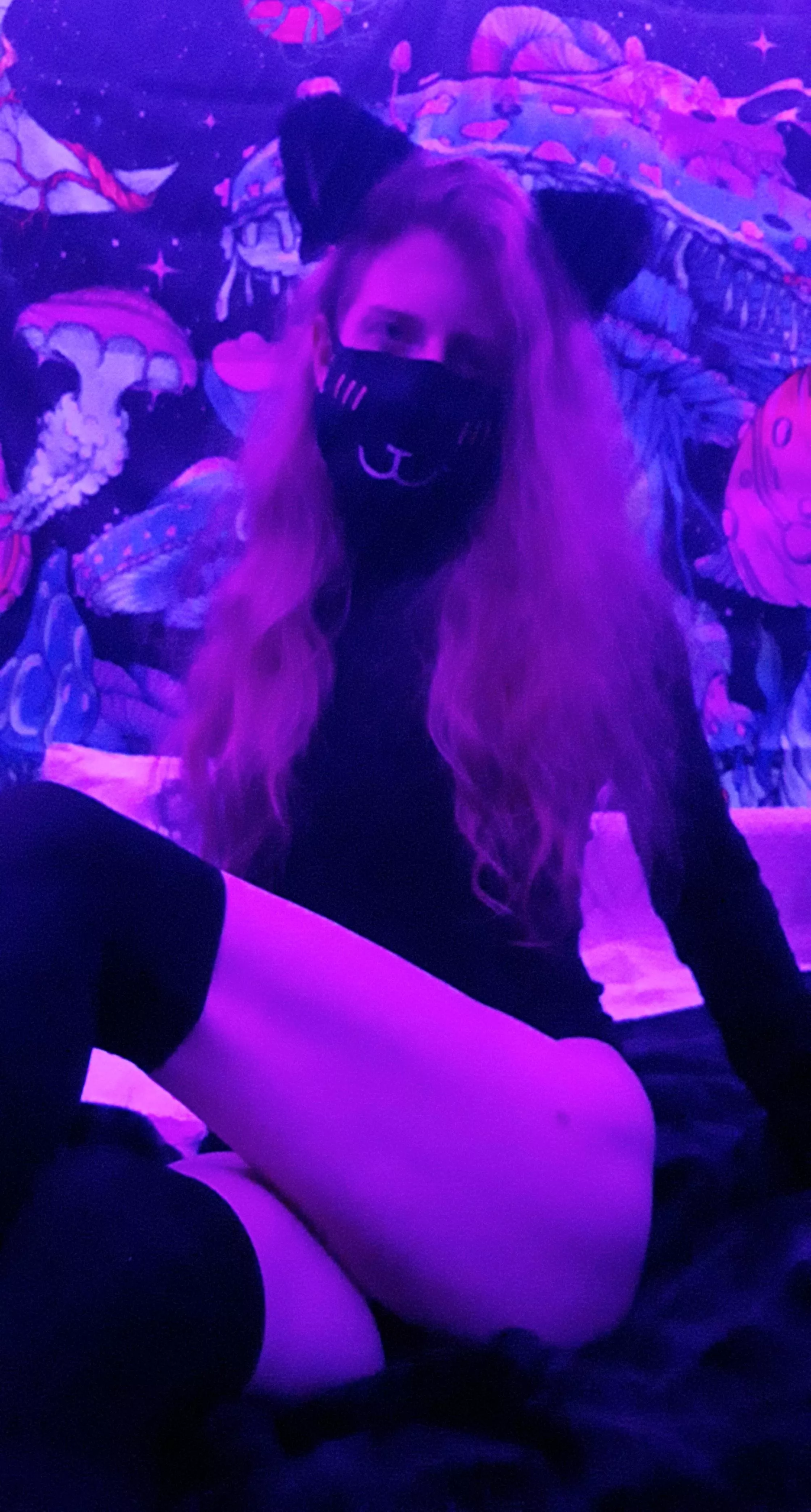 Why do boys have the girliest legs? 🤔 posted by femboySTYX