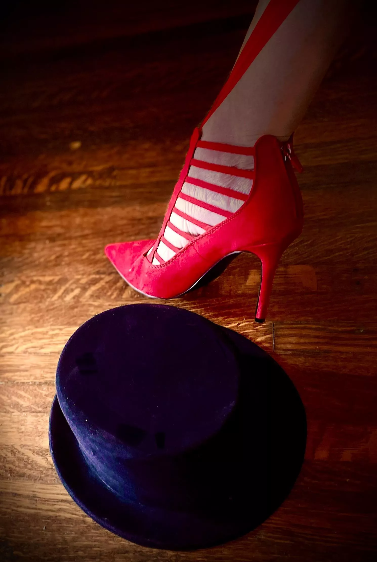 🎶You can leave your hat on… posted by GwenGoodell