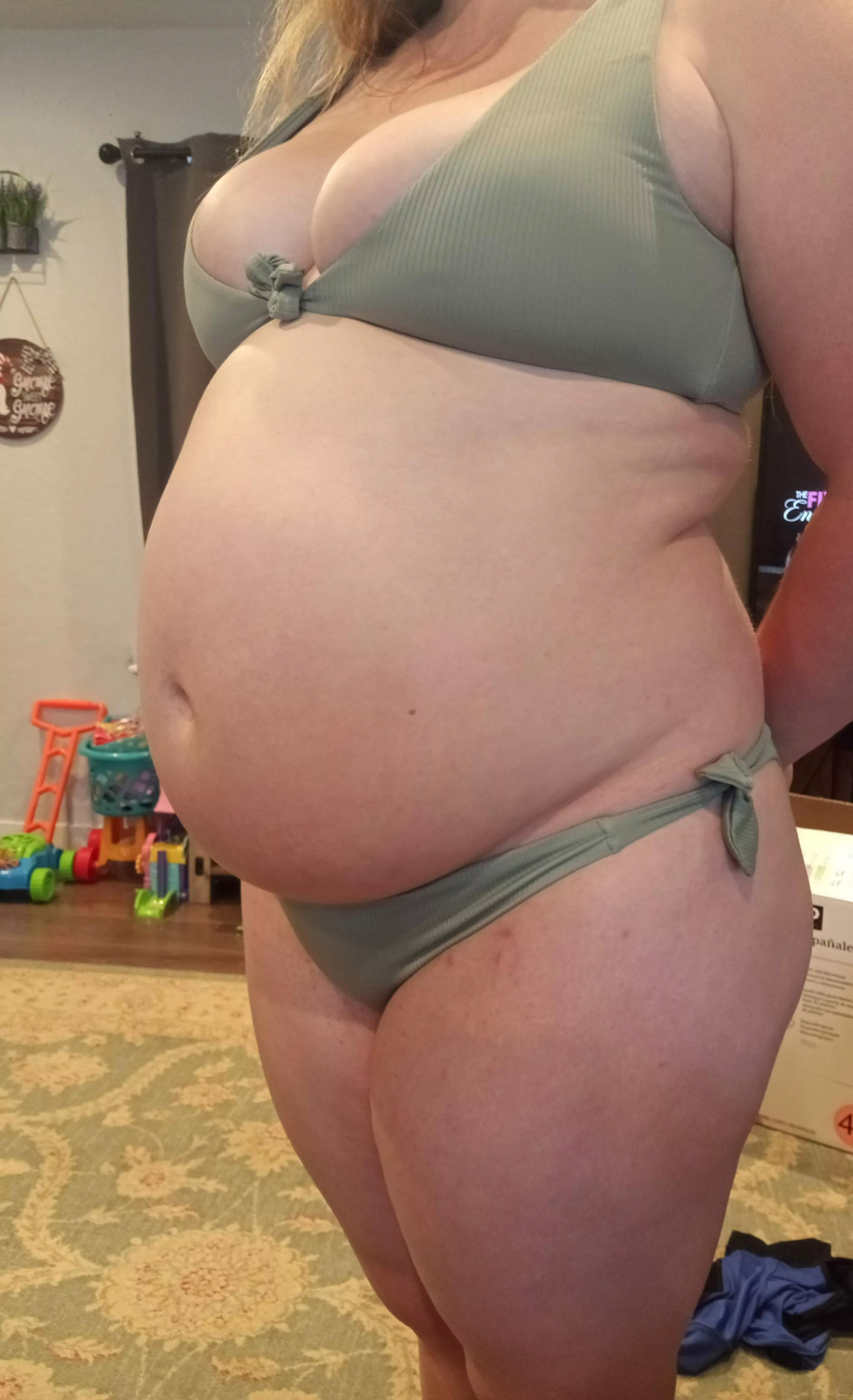 Anyone wanna take a dip? posted by bababellygirl