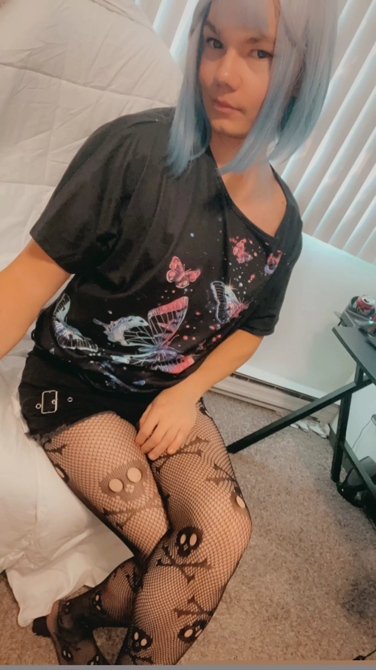 Do I look cute in this outfit? posted by Lezzh