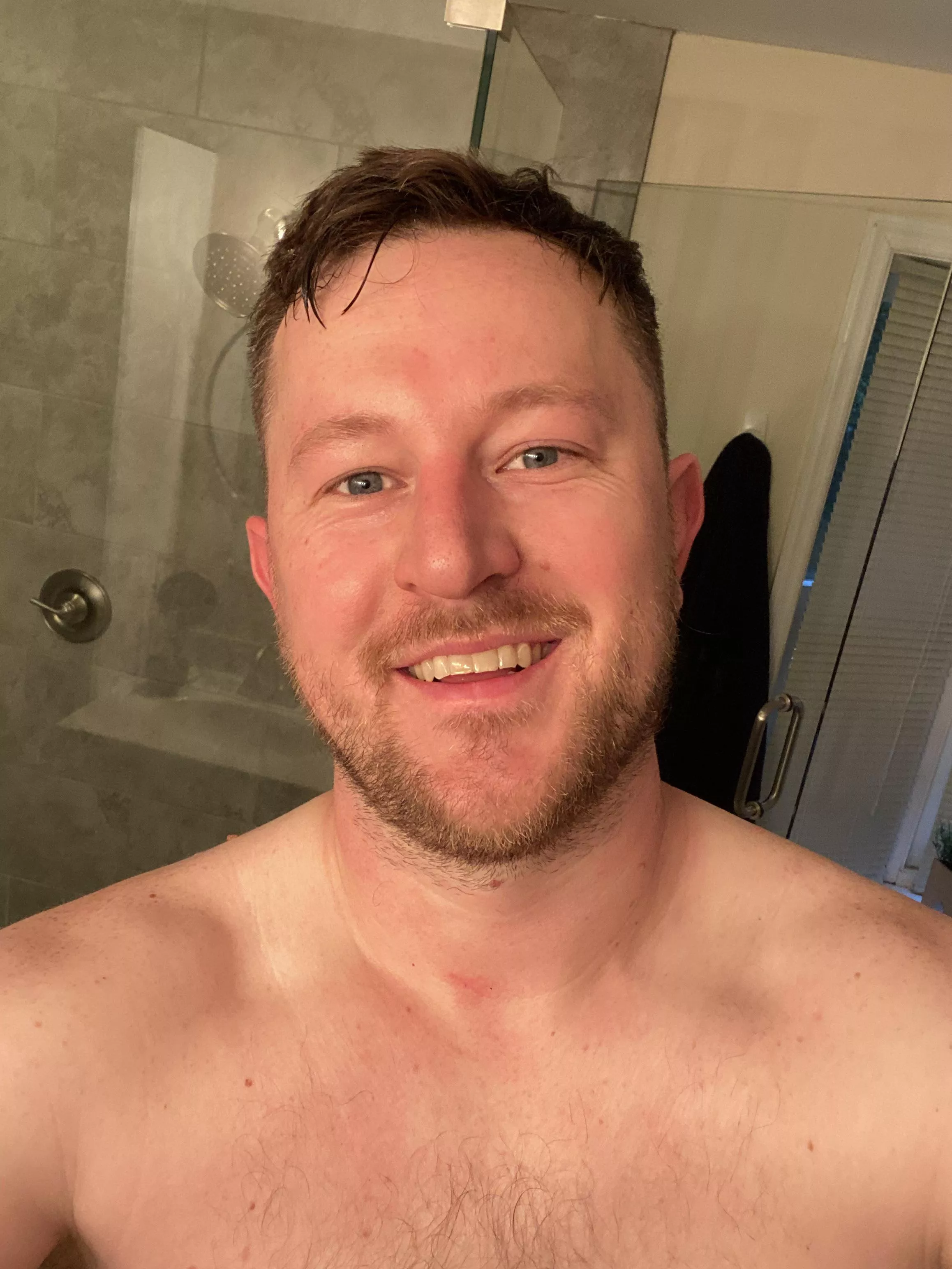 Enjoy a handsome face on a Monday morning posted by Lets3xplore