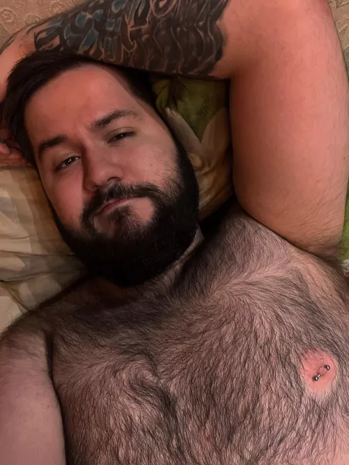 Happy lazy day🫠 by BearoDach