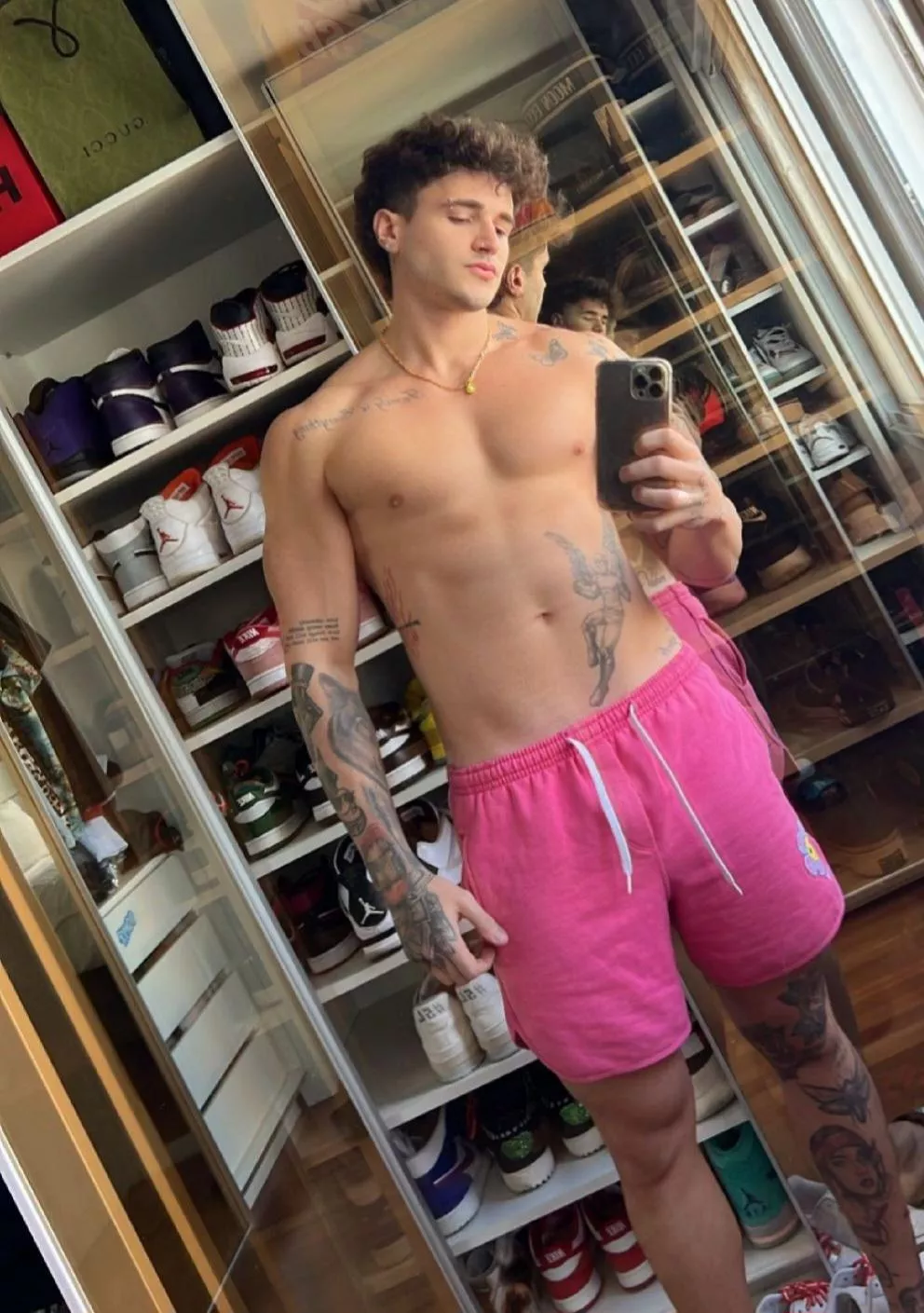 Happy weekend everyone posted by bistomasto