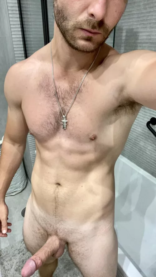 How are you handling your hangover? by paradescarg