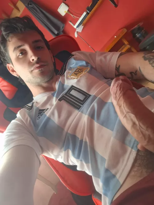 I didn't know which of the two to choose 😅🔥 by borjeishon