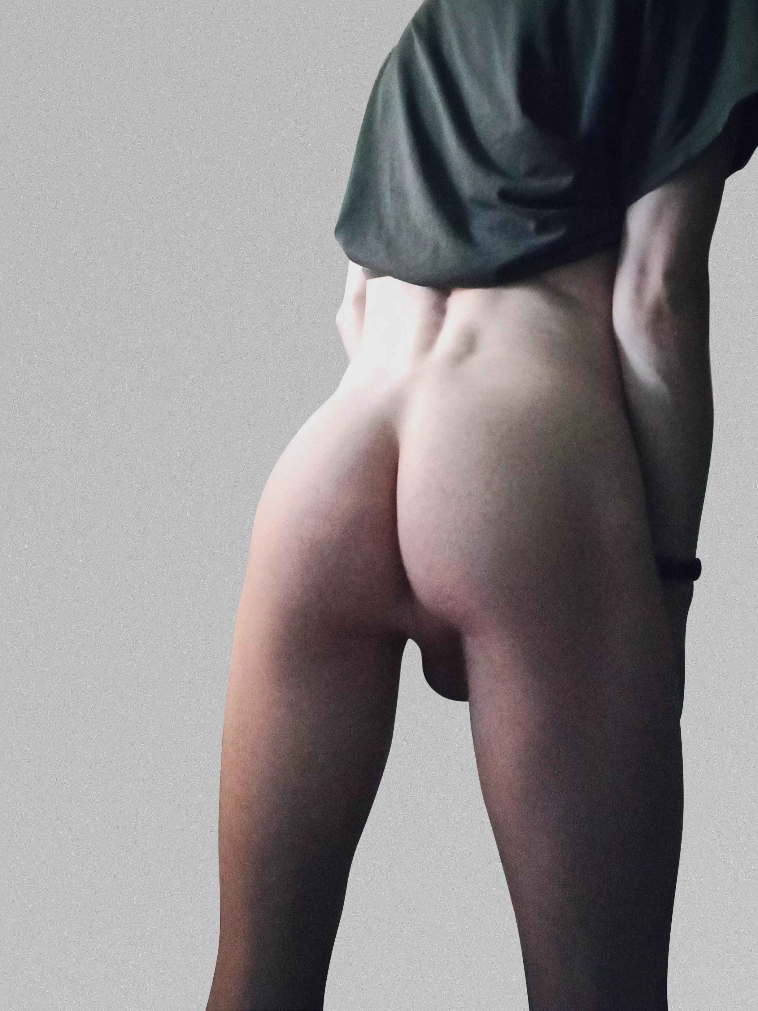 I hope you like what you see 🥺 posted by bubblegum_jim