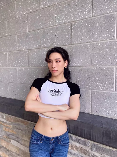 I love crop tops 😙 by AngelicFemme