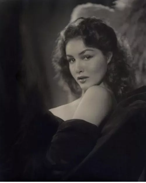 Julie Newmar (1950s) by bil_sabab