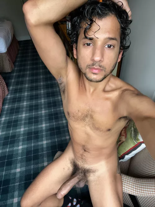 Lil brown otter for other otters 🦦 by thislittlepiggy3