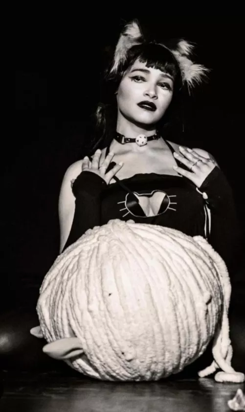 Meow🐾 by ChloeAdrenalize