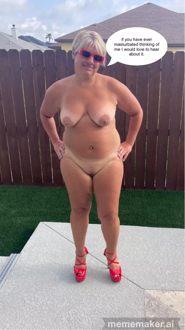 MILF Monday posted by Saltysylvia