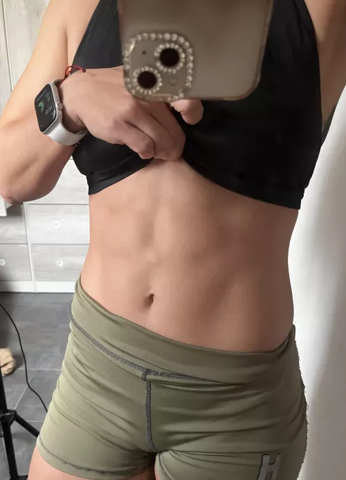 My look for you by sexysweatsessions