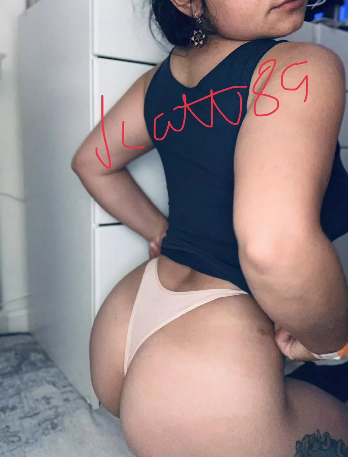 Resurfacing after 4 years (F) posted by jcatt89