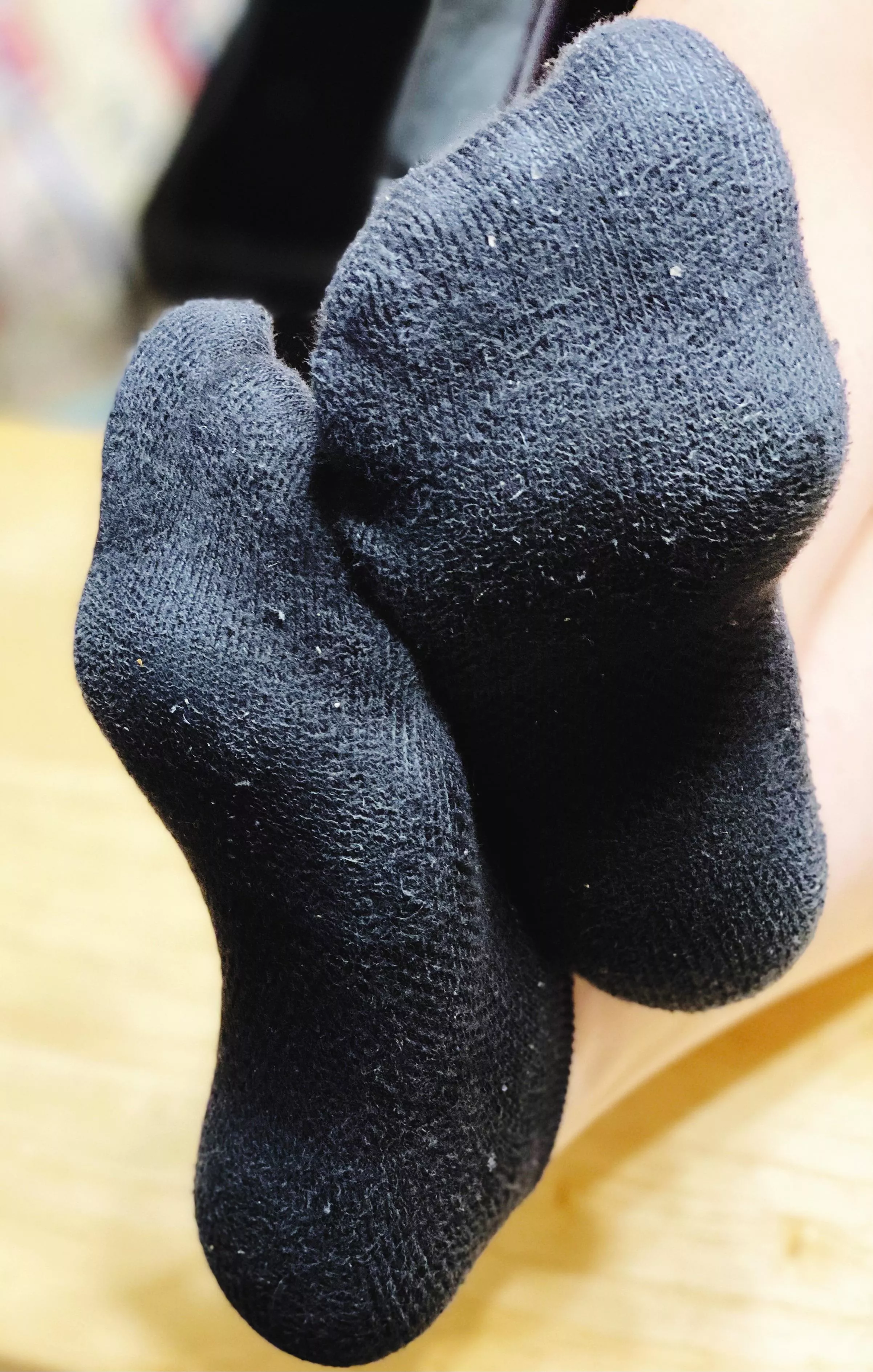 Sexy sole Sunday with a pair of black beauty socks👣 posted by lovelylysandra