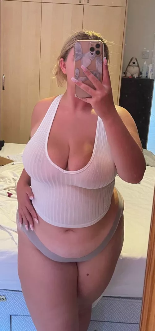 Am I your Body Type by hellishlistene