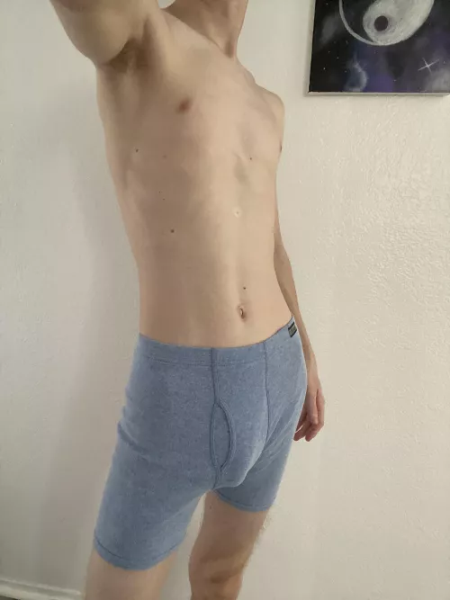 Do I look good in blue? by hunghoncho-101