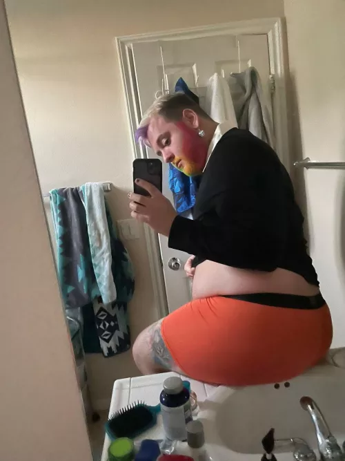 Do you like my briefs? :P by NathanThick