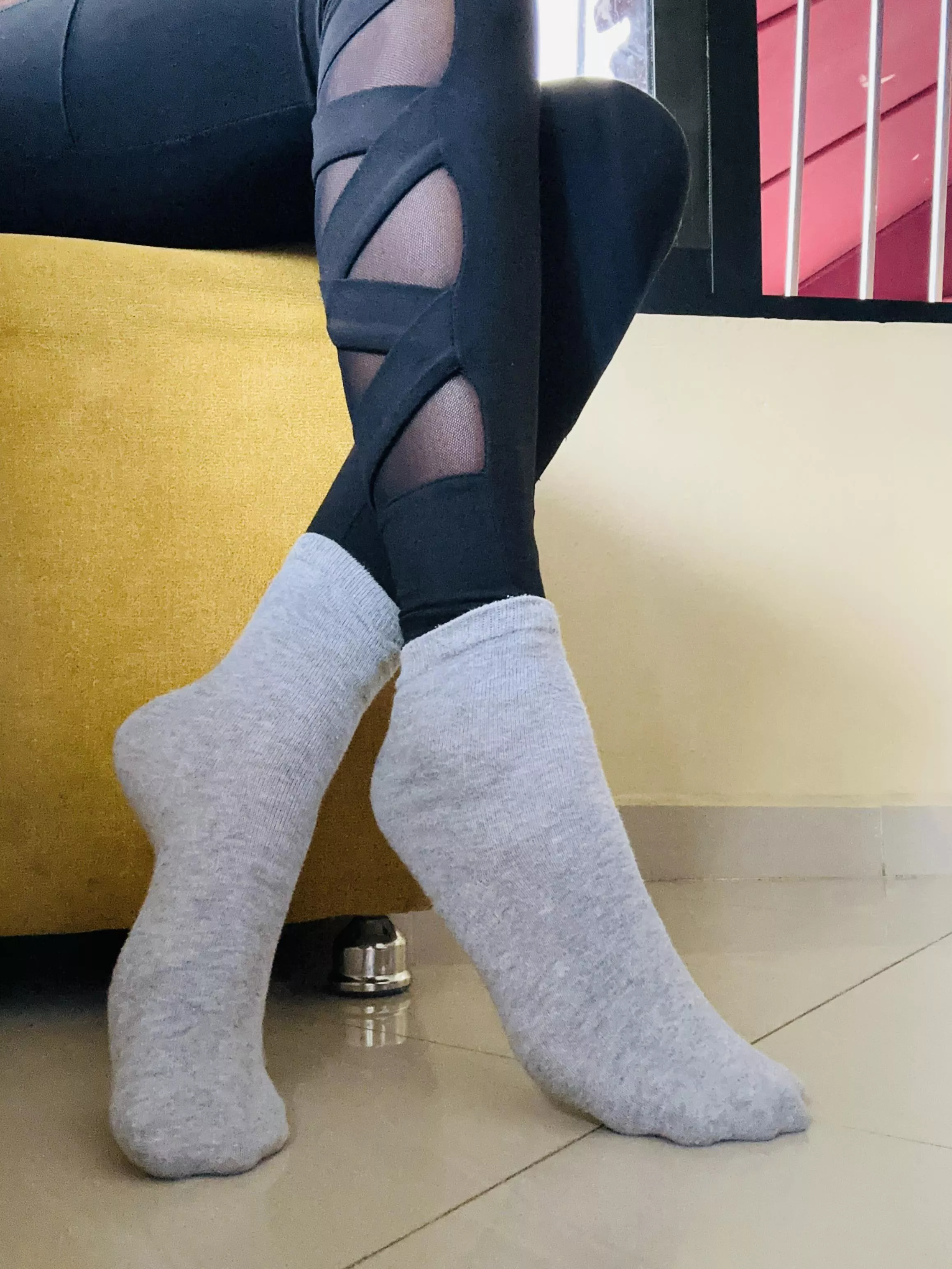 Exotic posted by Exoticfeetwoman