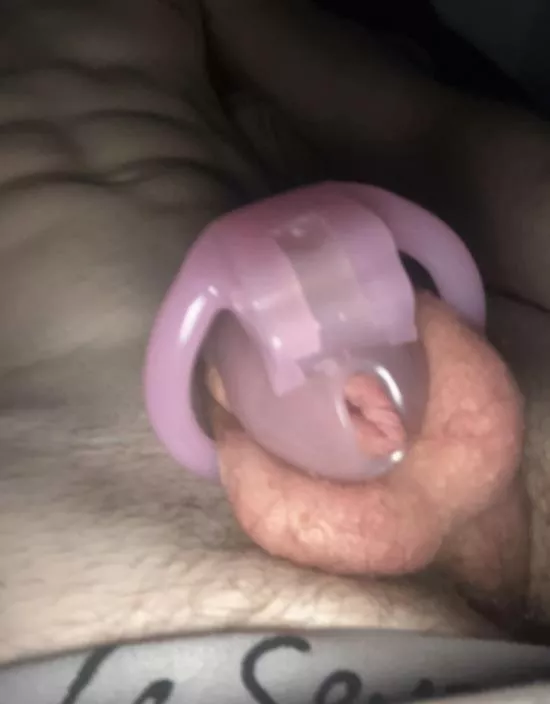 First time locked (19 virgin) posted by WaltzNational7503