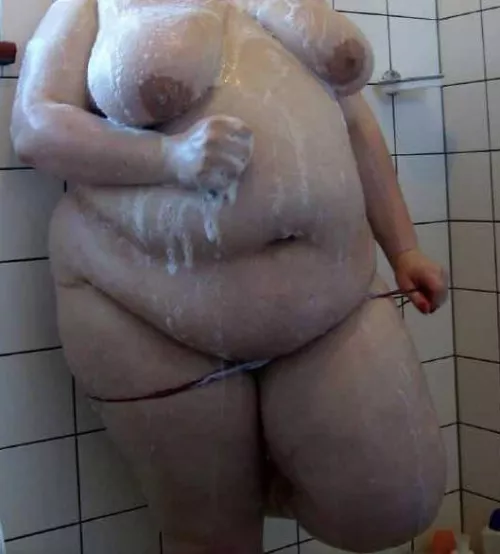 How boring is my bathroom huh ? 😉 by chunkygalxo