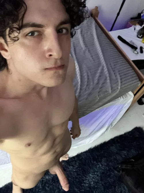 It’s a bit small but I can still grow 😉 by gzrspams