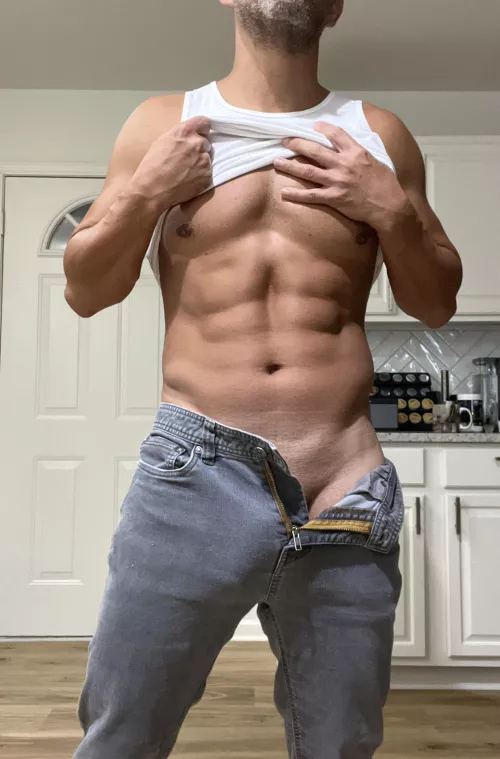 It’s a jeans and T kind of day by Future_Poolboy