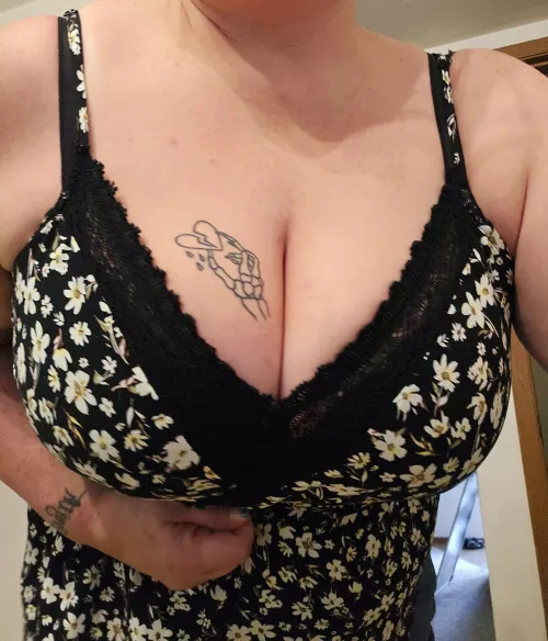 Mama's night out by midwestmilfbbw1