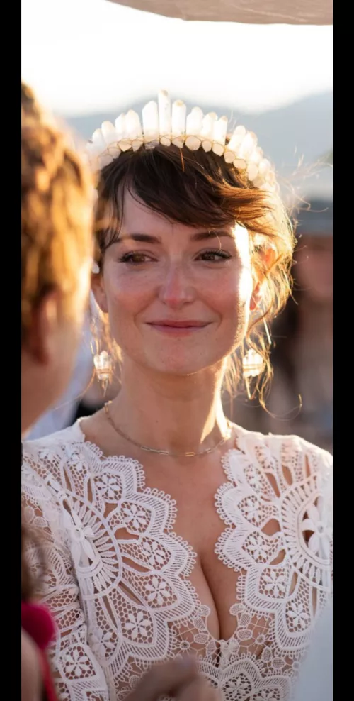 Milana Vayntrub by Holiday_Gas3572