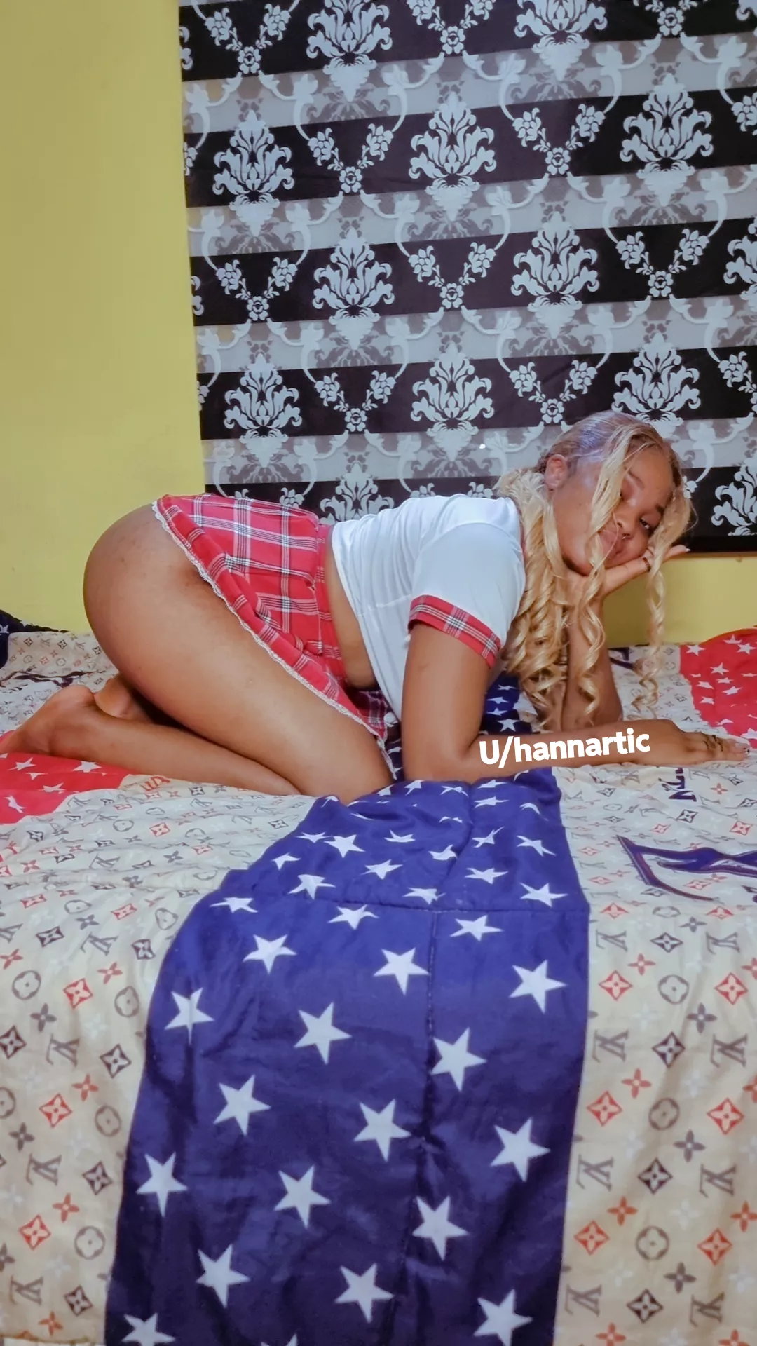 Petite N___r whore available for BWC cum dumping. Hmu on snapchat, kik and telegram @: Hannartic. Buyers only!!! posted by hannartic