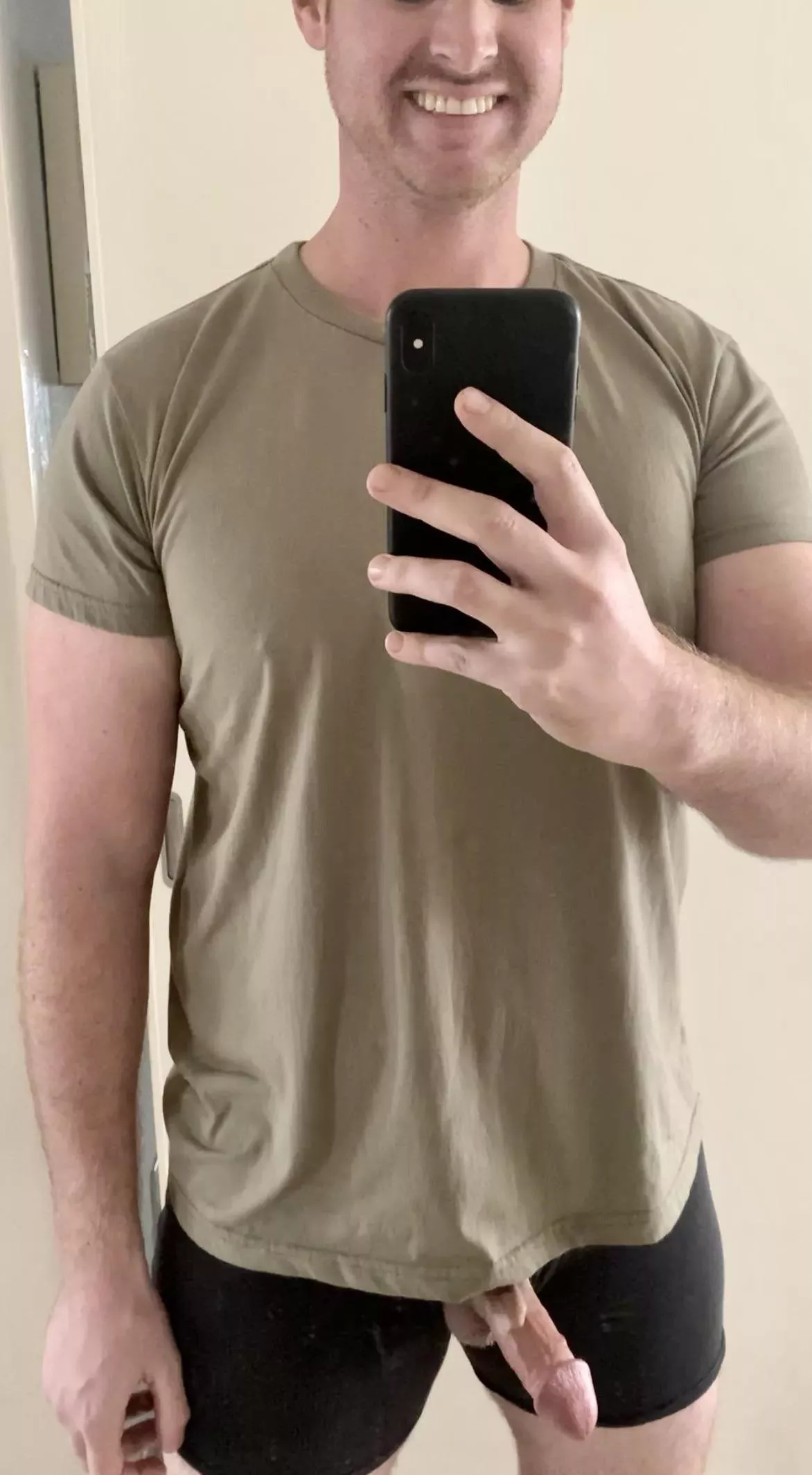 The mirror pics are always more flattering more my lil guy! posted by slashbanter