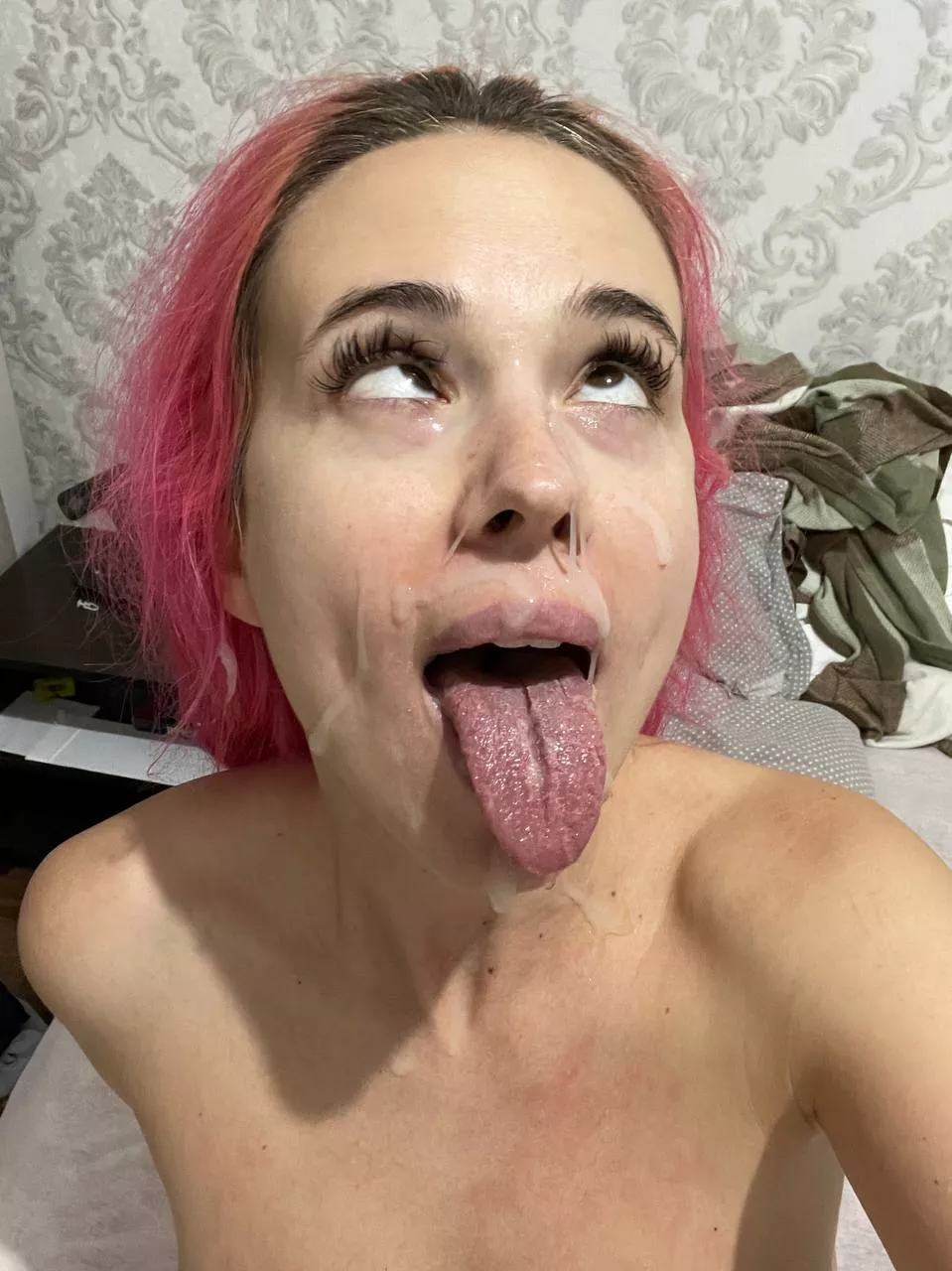 Very nice cumshot posted by CharmingMistress