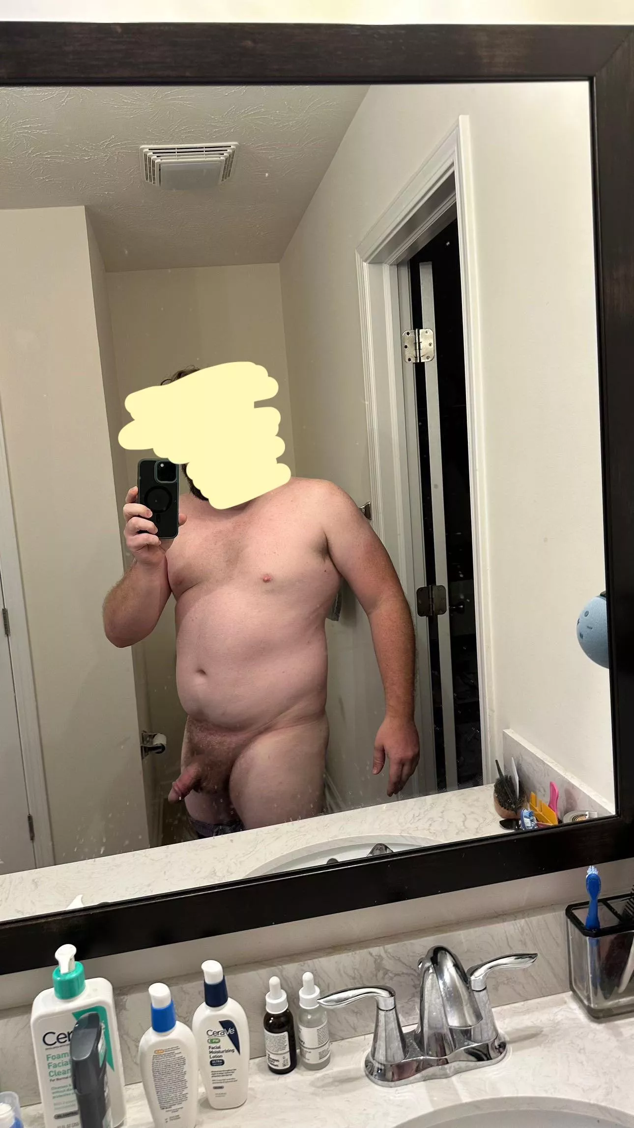 35,250,5”11(m) posted by Classic_Razzmatazz14