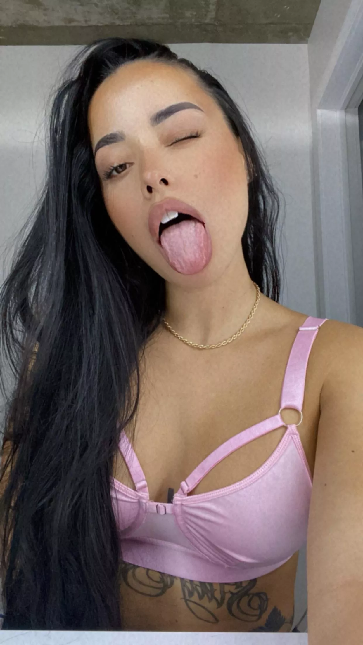 A big load please.. posted by emmaxroseb