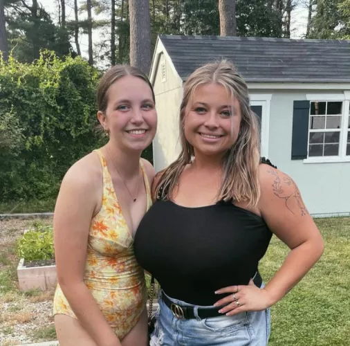 An absurd difference by PsPPHYCO