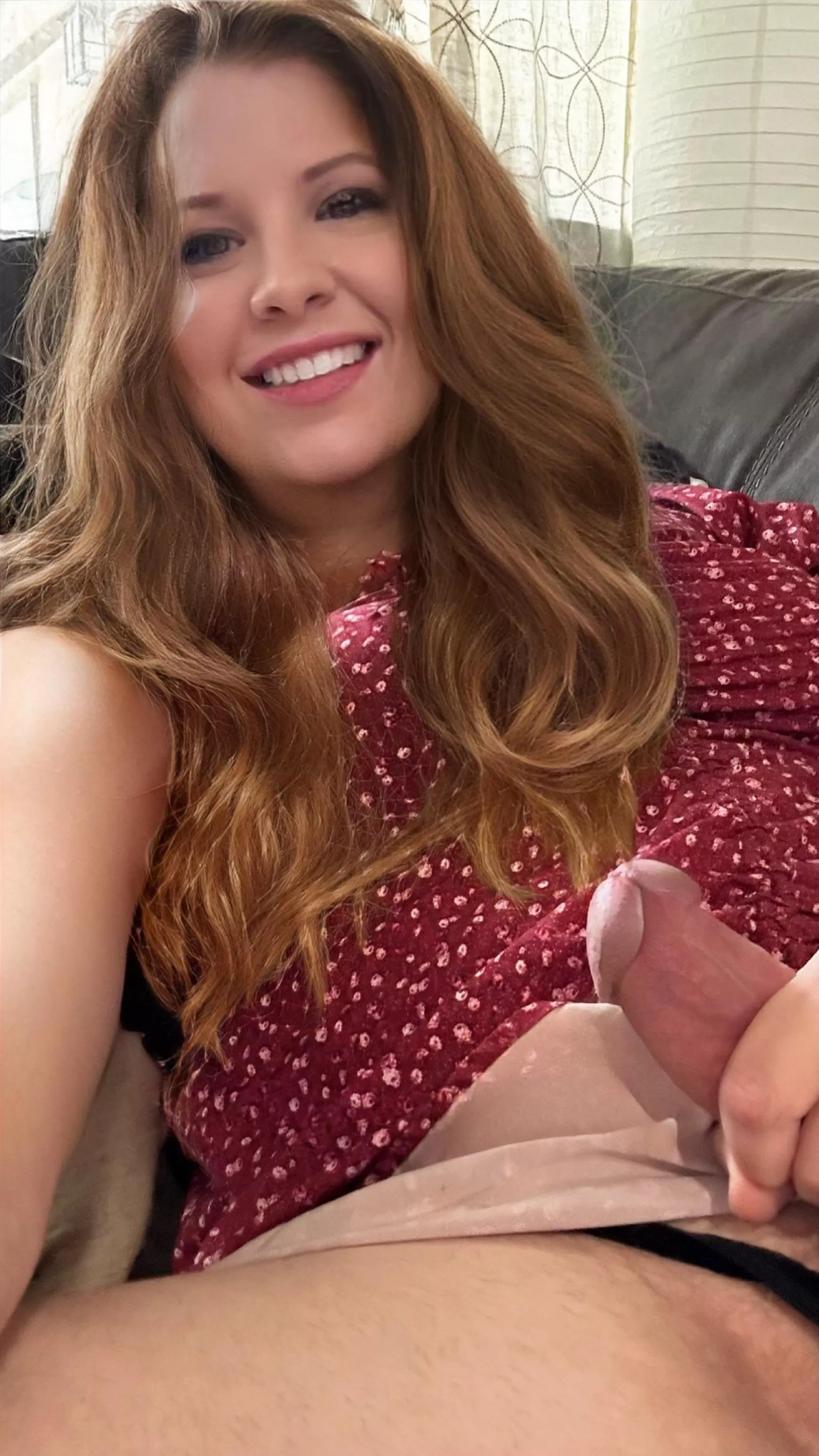 Any guys or girls willing to suck me till I burst? I'll return the favor ♥️ posted by Ilovetoshow