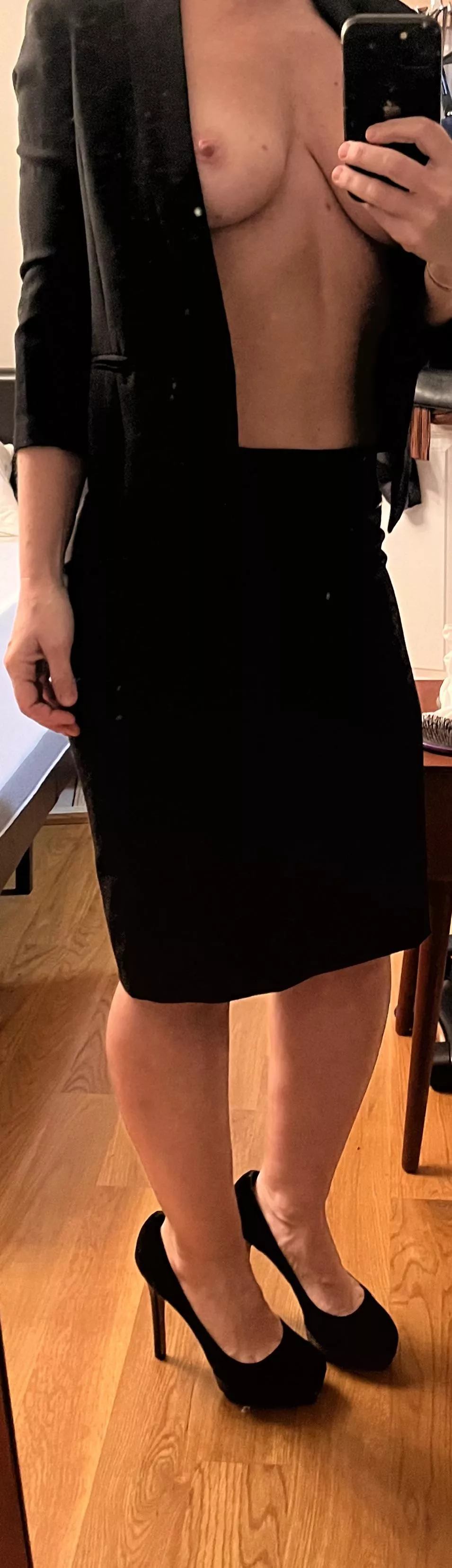 Anyone need an ASSistant? posted by DirtyTurtleOF