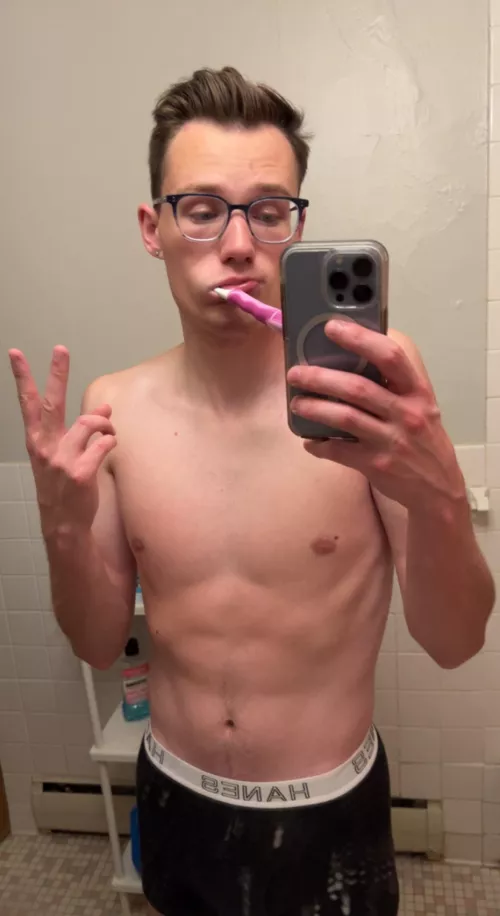 Been trying to exercise and regain some lost weight recently. Have I been doing alright? by fothoss