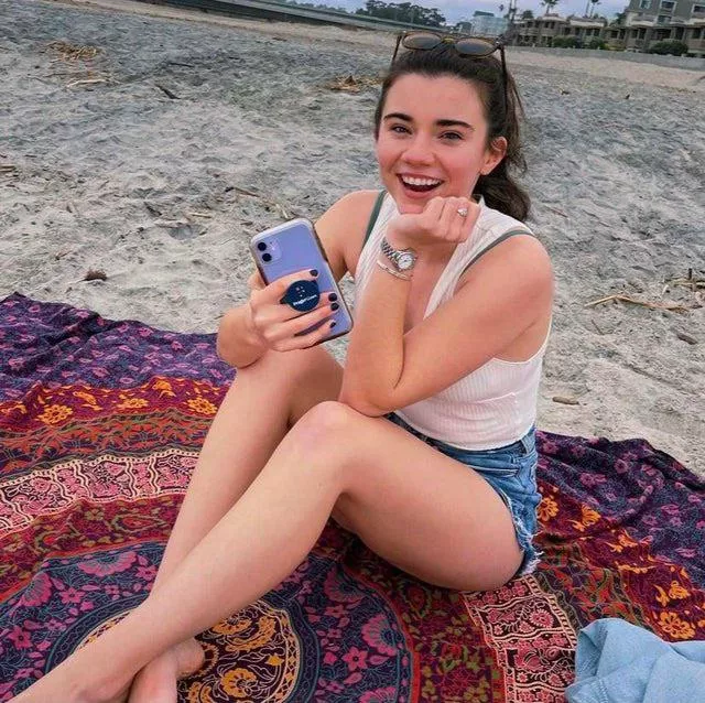 Brett Cooper is so sexy posted by CasaBlue44