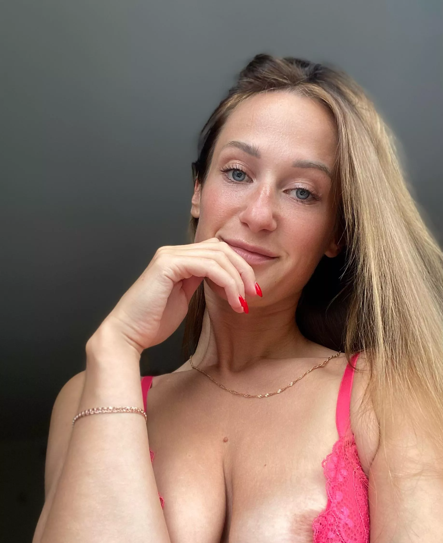 Damn, that nip slip!!! posted by TheEmilyXrose