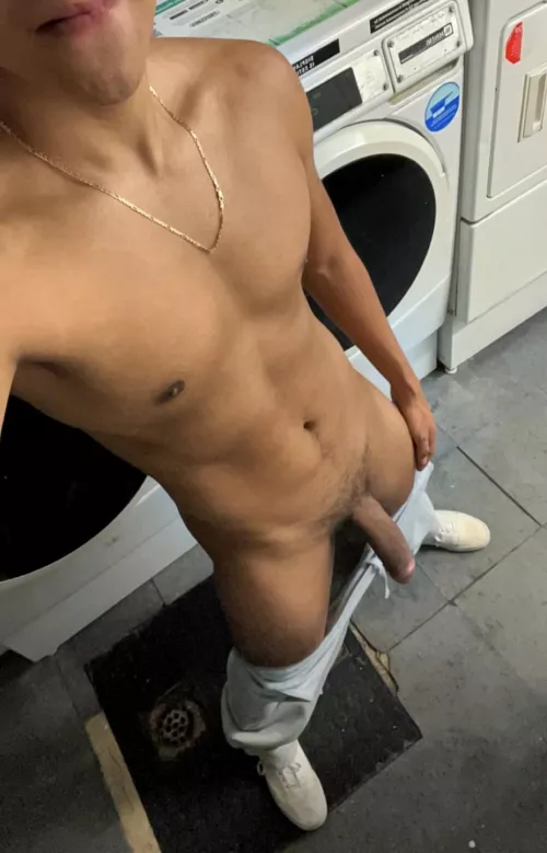 Do laundry with me? by MilesValentin