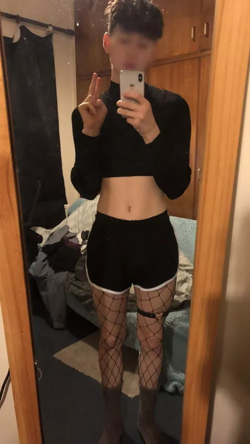 do you think im cute? by femboyslxt_