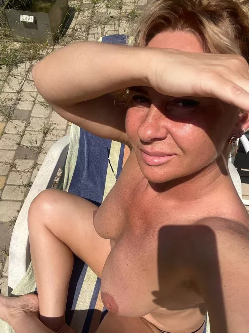 Easy access to my tits by Jovianincisor611