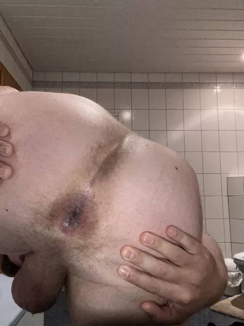 Eat me by Familiar_Bug_1559