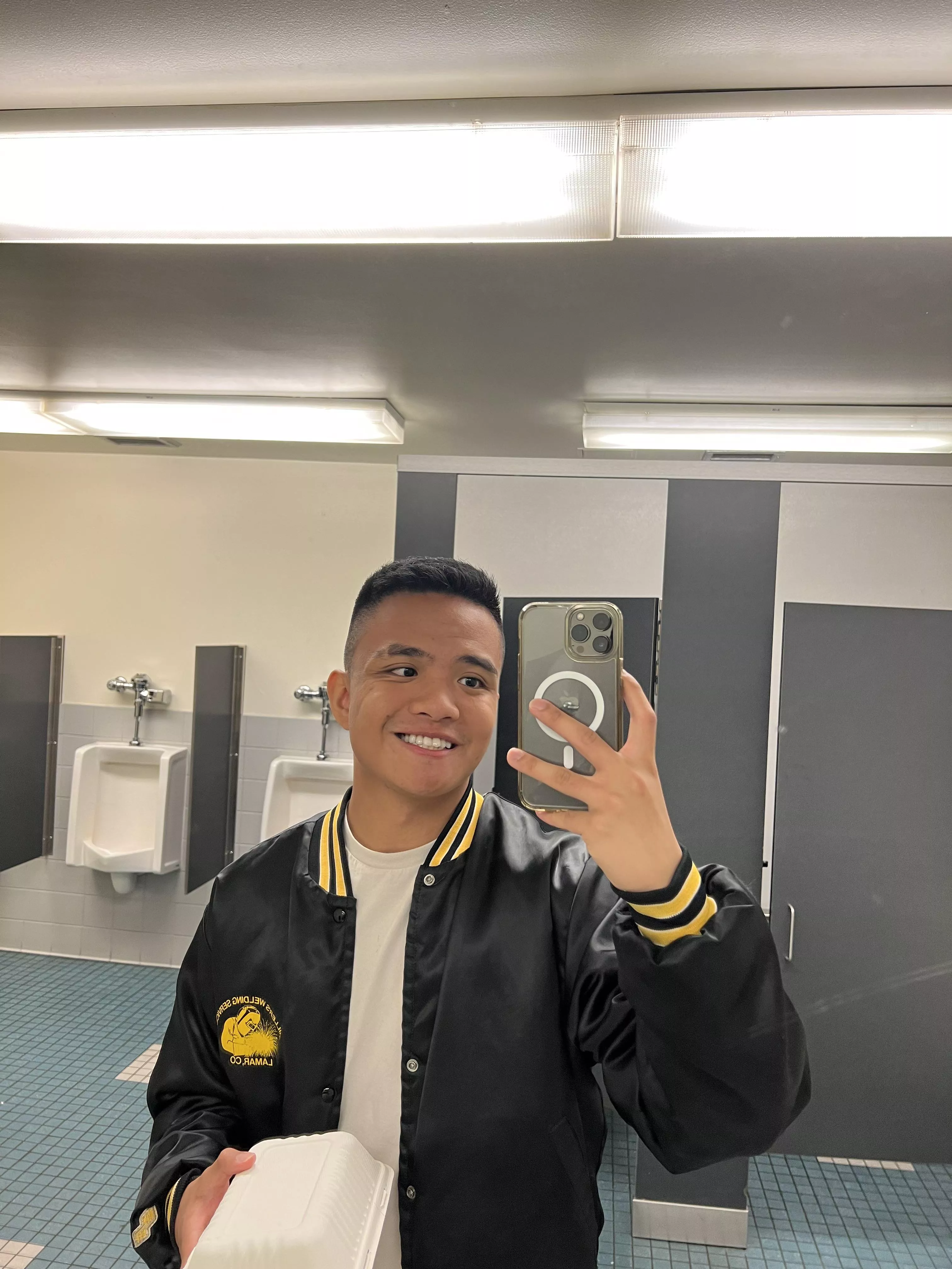 Finally cold enough to wear jackets again 😎 posted by cowboysonice