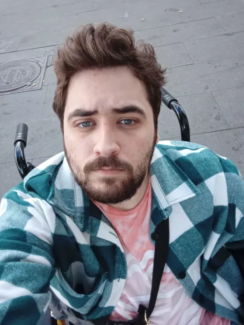 Hello :) by Ladias2077